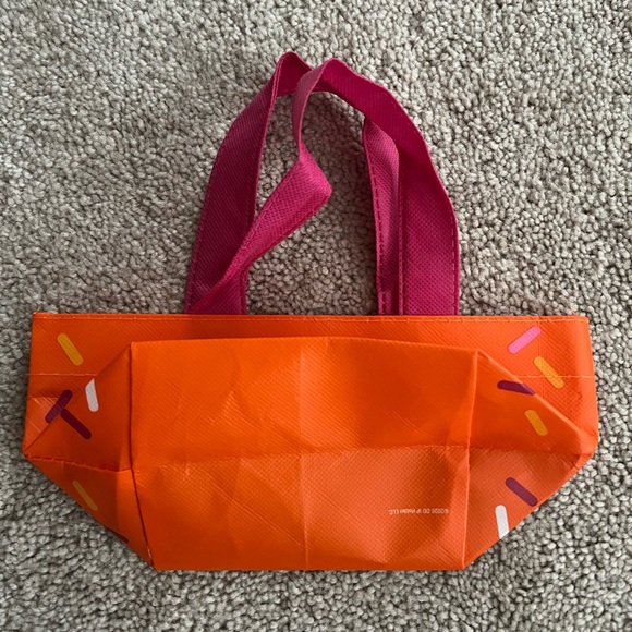 Dunkin’ Donuts Mini Tote Bag “My Goal is More Donuts” - Picture 5 of 5